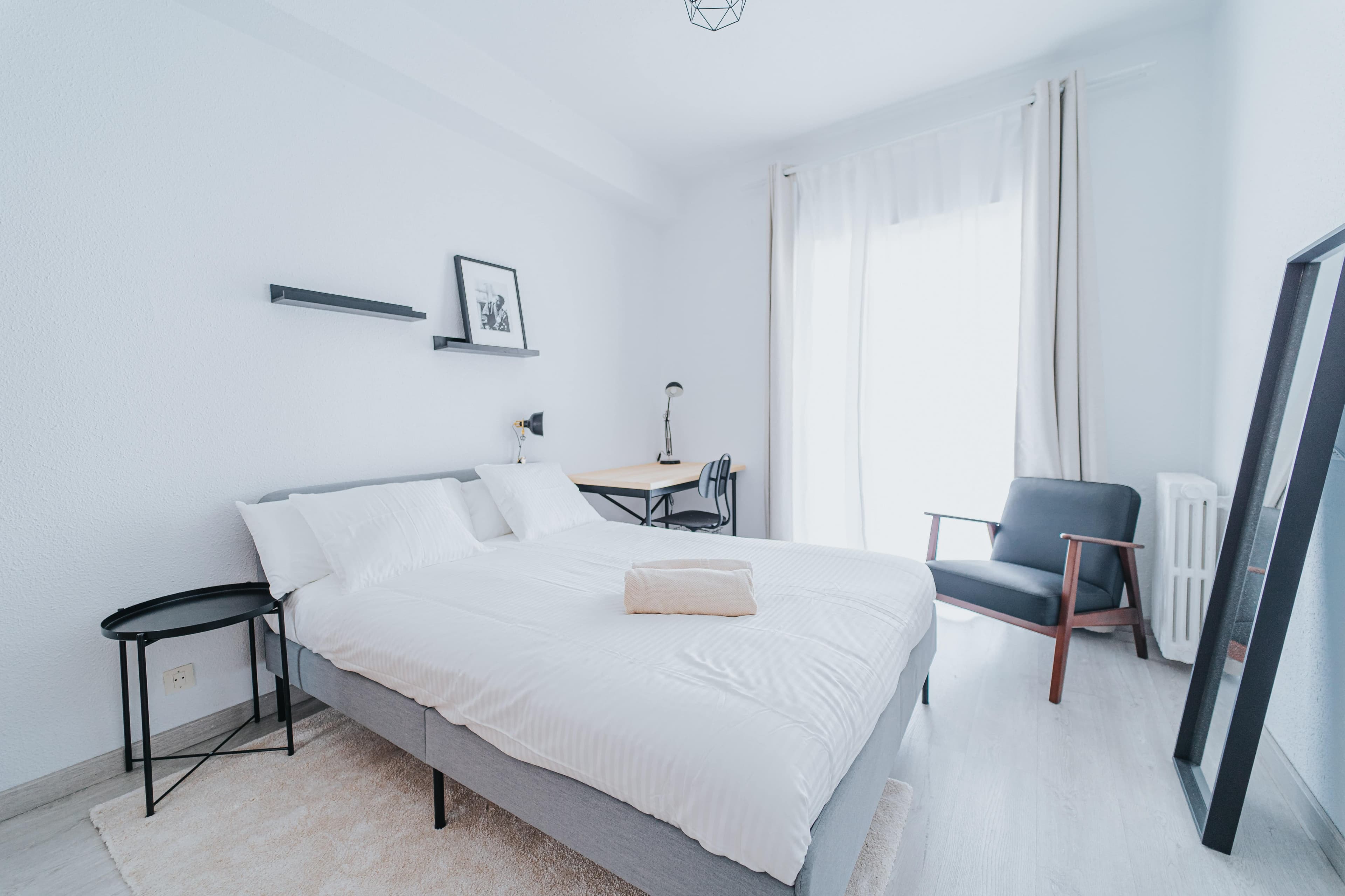 Marketing picture of unit ES-15-037-001-02H