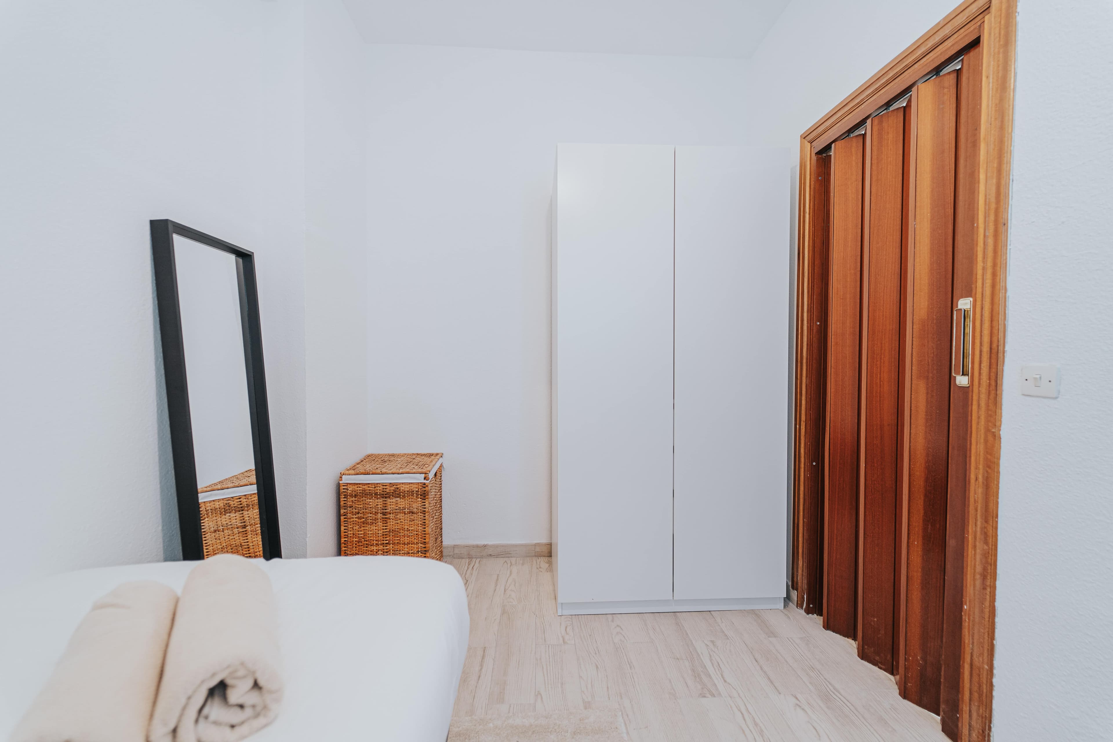 Picture of unit ES-15-037-001-05H