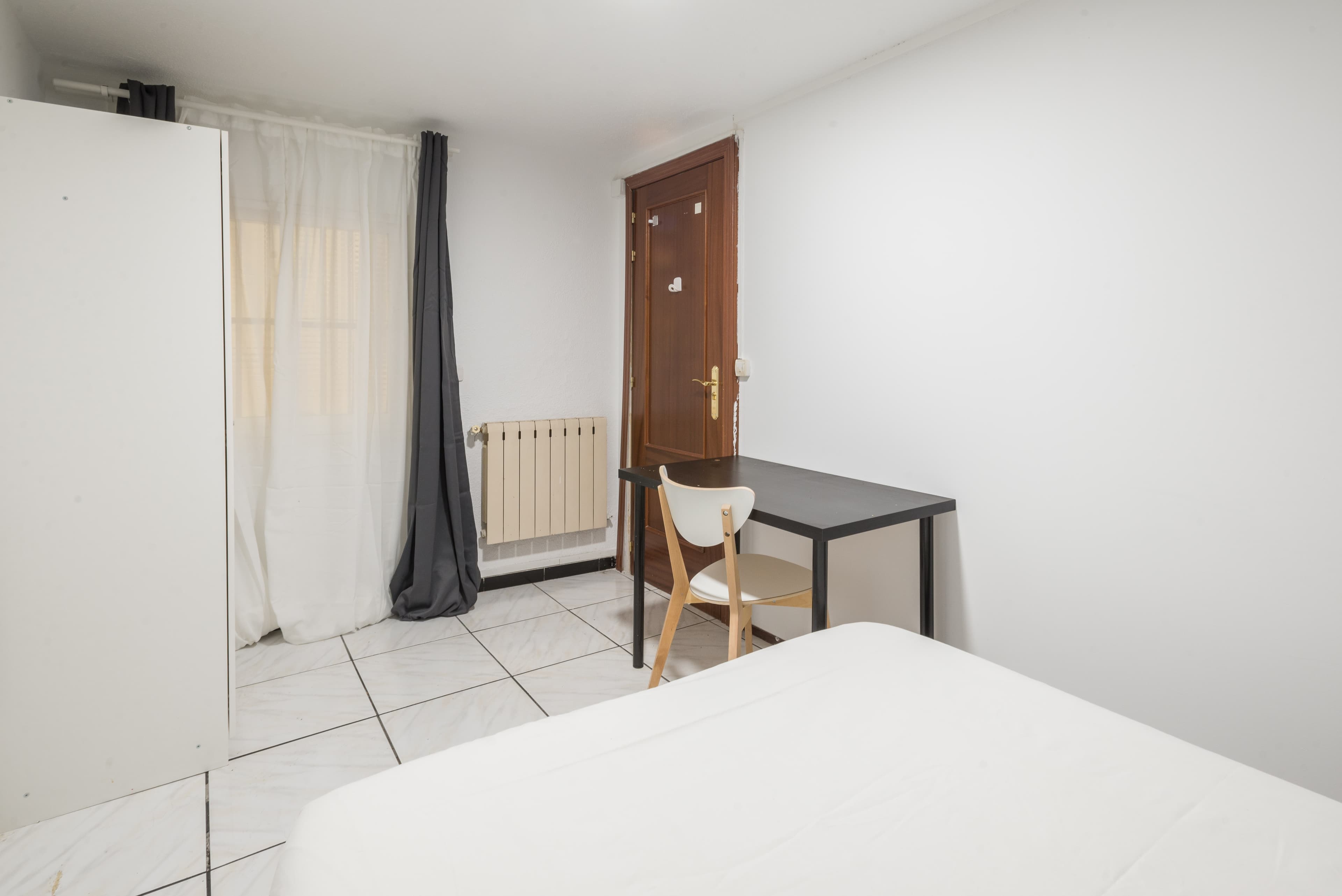 Picture of unit ES-15-011-001-11H