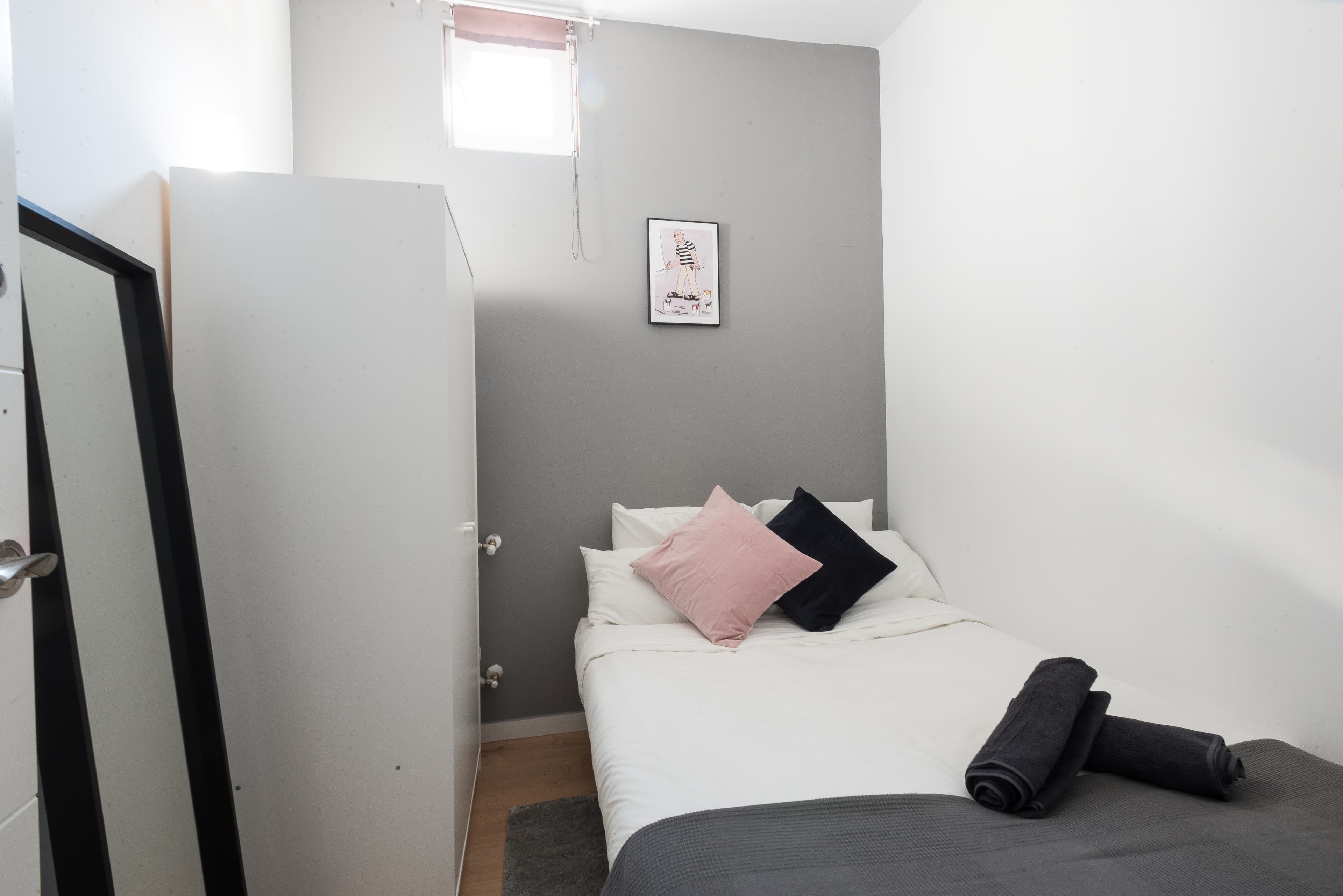 Picture of unit ES-15-034-001-04H