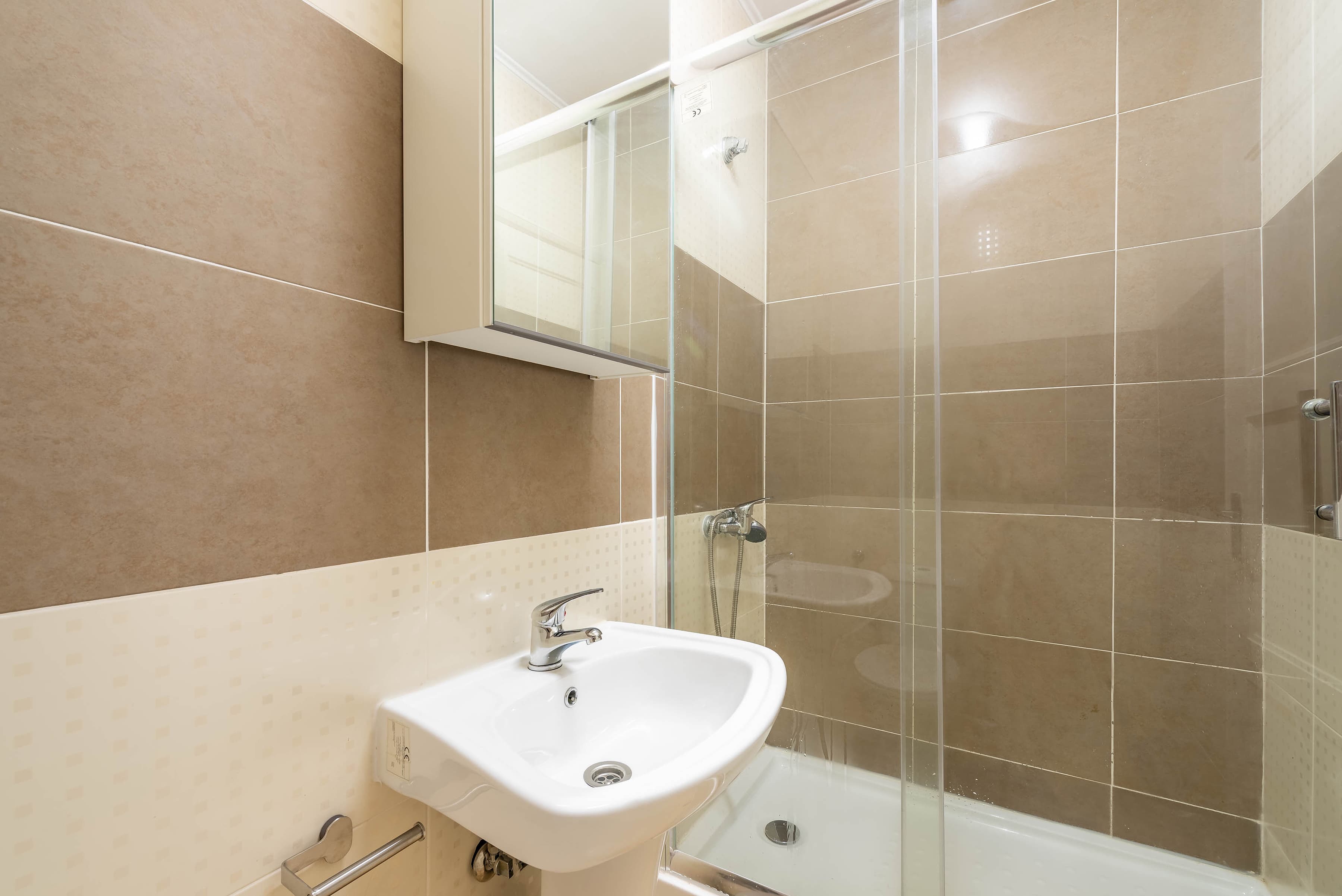 Picture of unit PT-17-005-008-05H