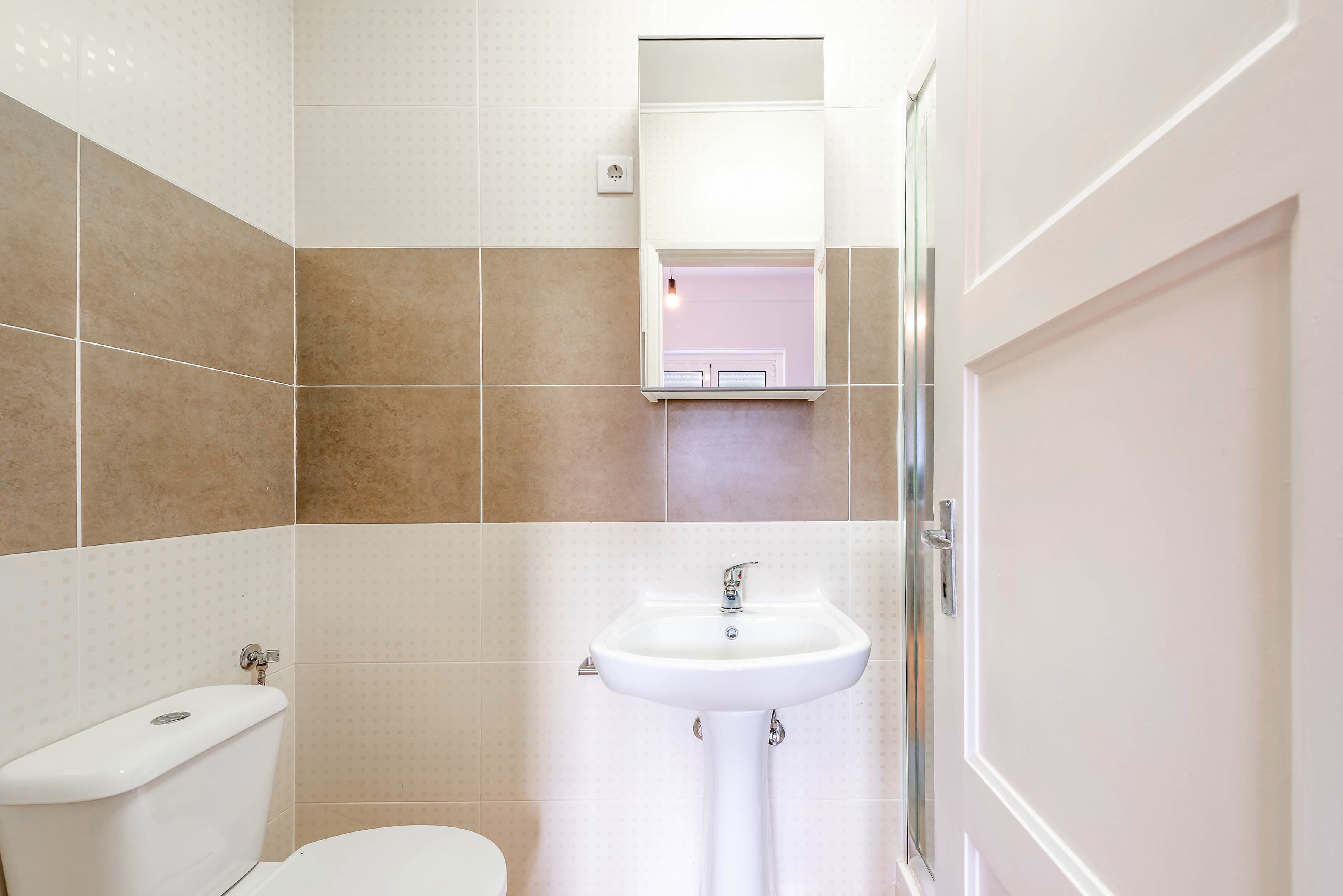 Picture of unit PT-17-005-008-05H