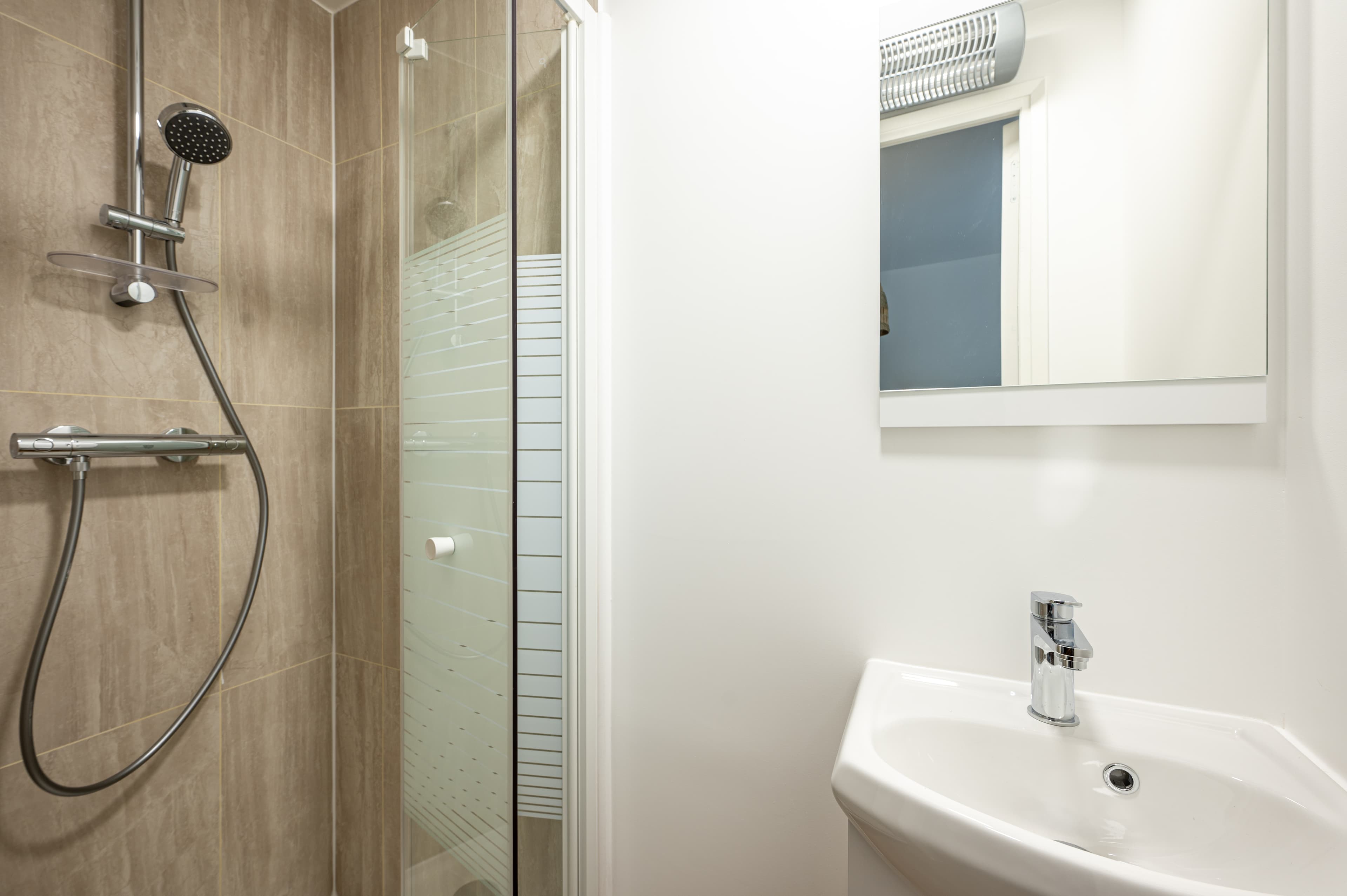 Picture of unit FR-18-005-001-03