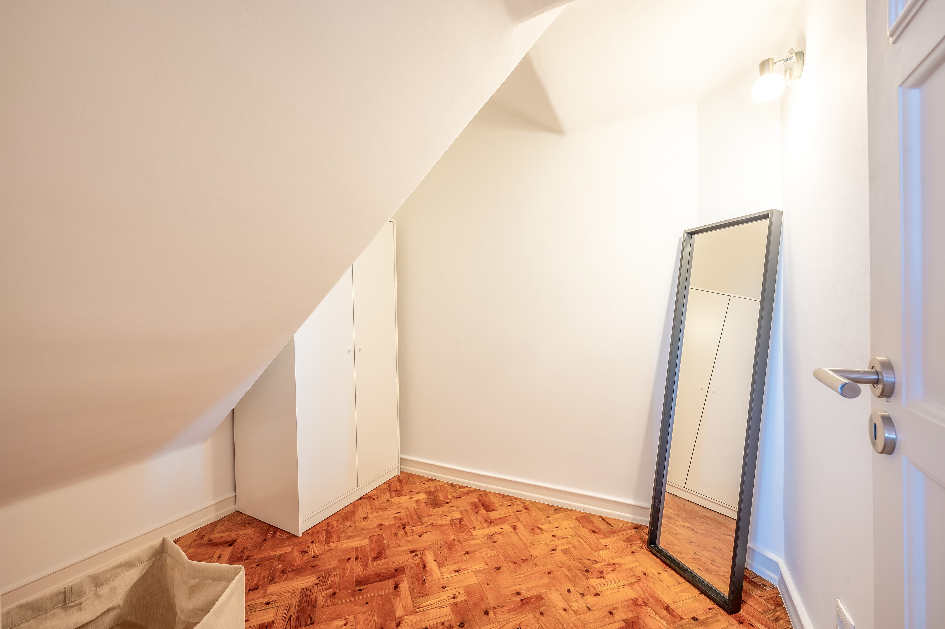 Picture of unit PT-17-151-002-001