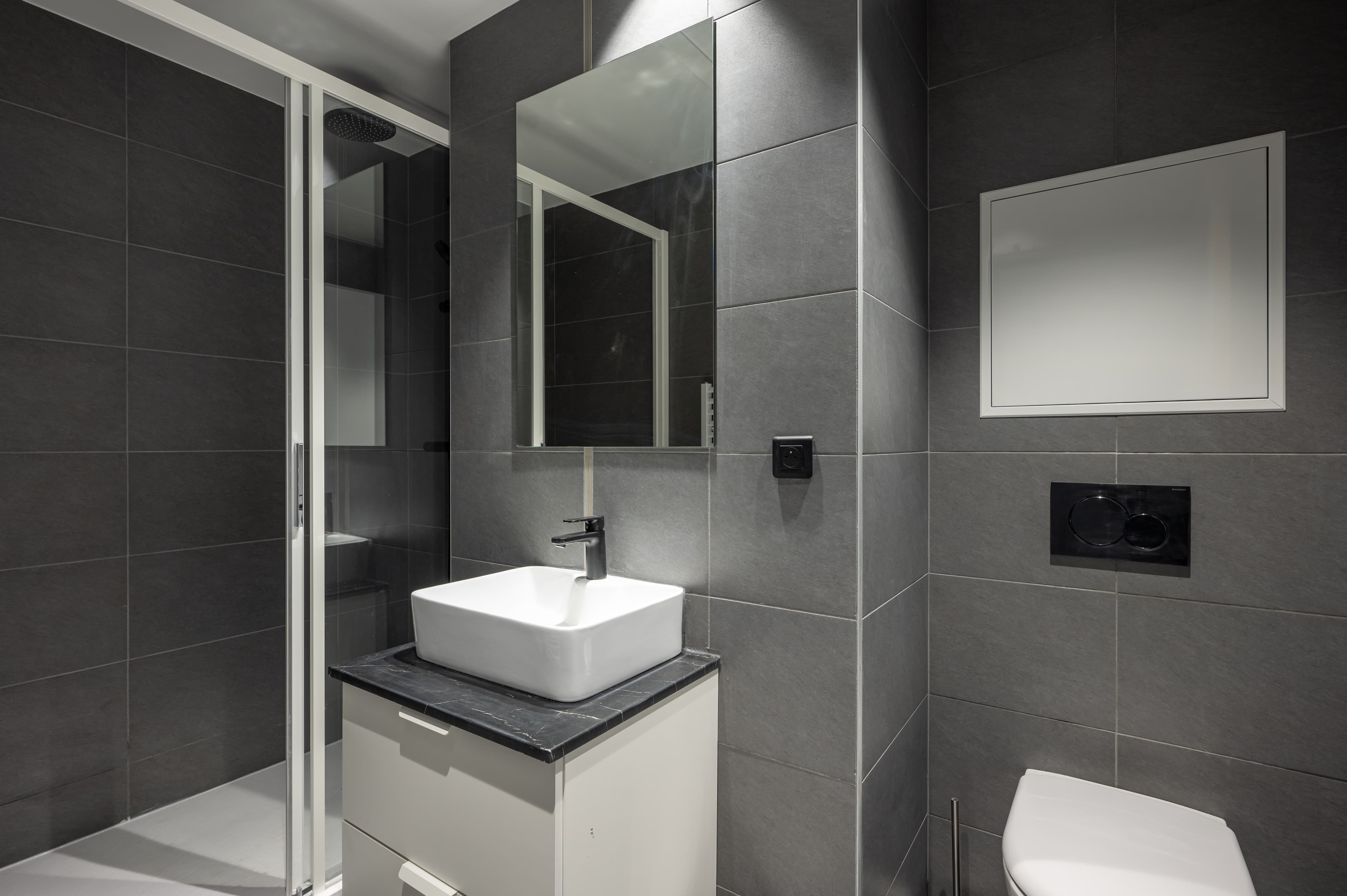 Picture of unit FR-18-002-001-04H